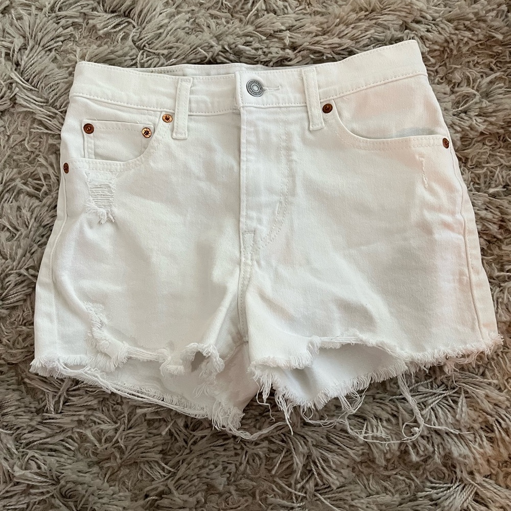 Classic White Frayed Hem Jean Shorts